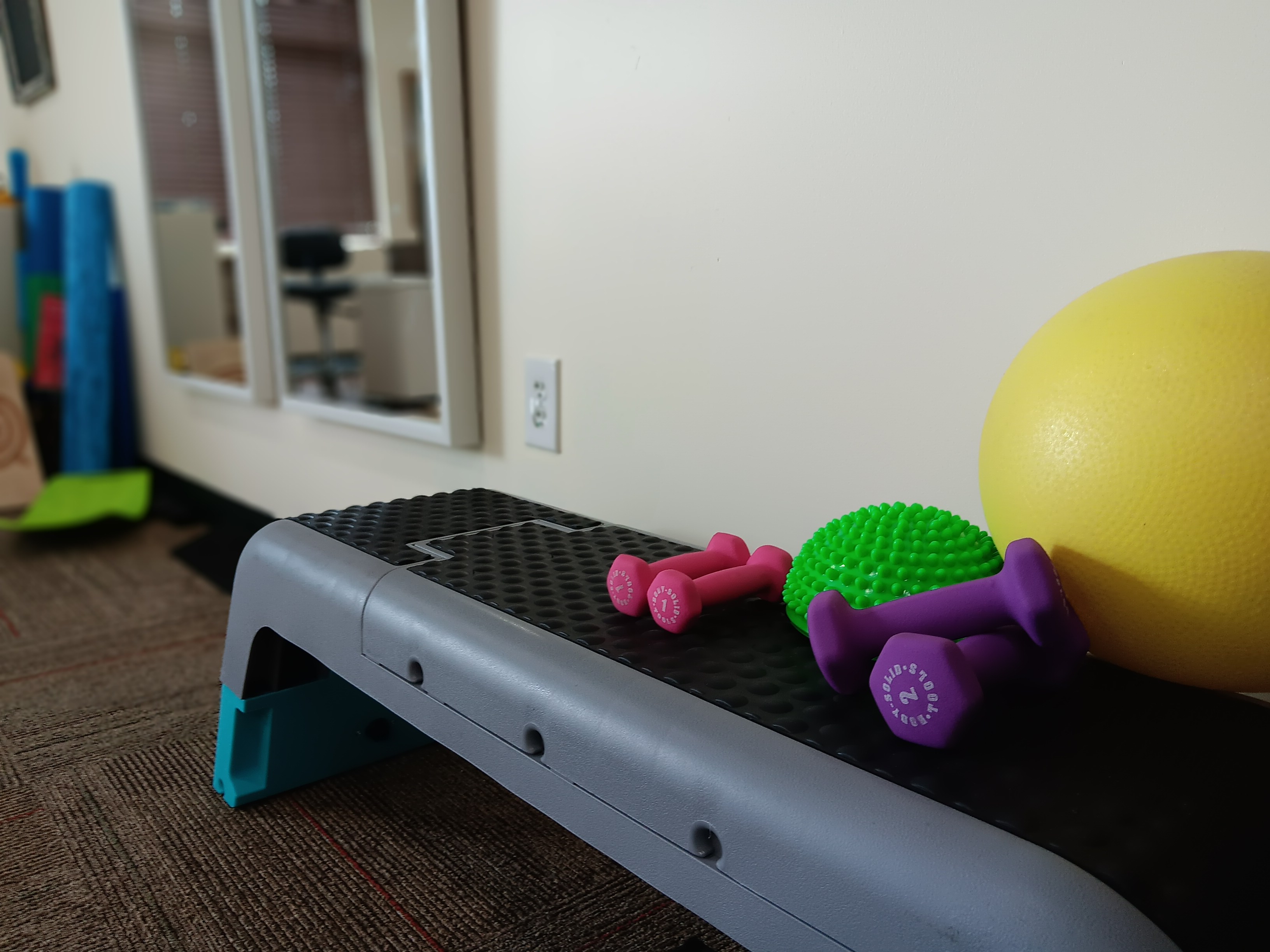 Pain relief, treat low back pain, treat neck, shoulder, jaw, tmj, elbow, wrist, knee, hip, arthritis, degenerative disc, stenosis, surgery, fracture, ankle, foot, plantar faciitis pain.