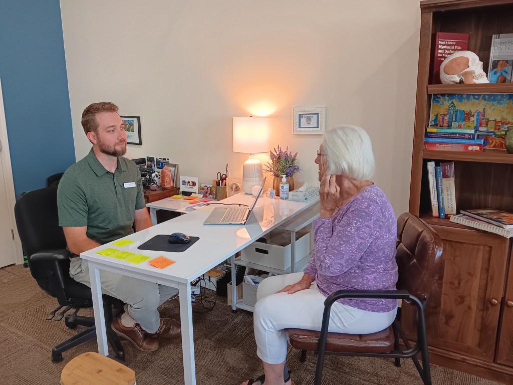 Navigating Medicare: The Role of a Physical Therapist in Your Healthcare&nbsp;Journey